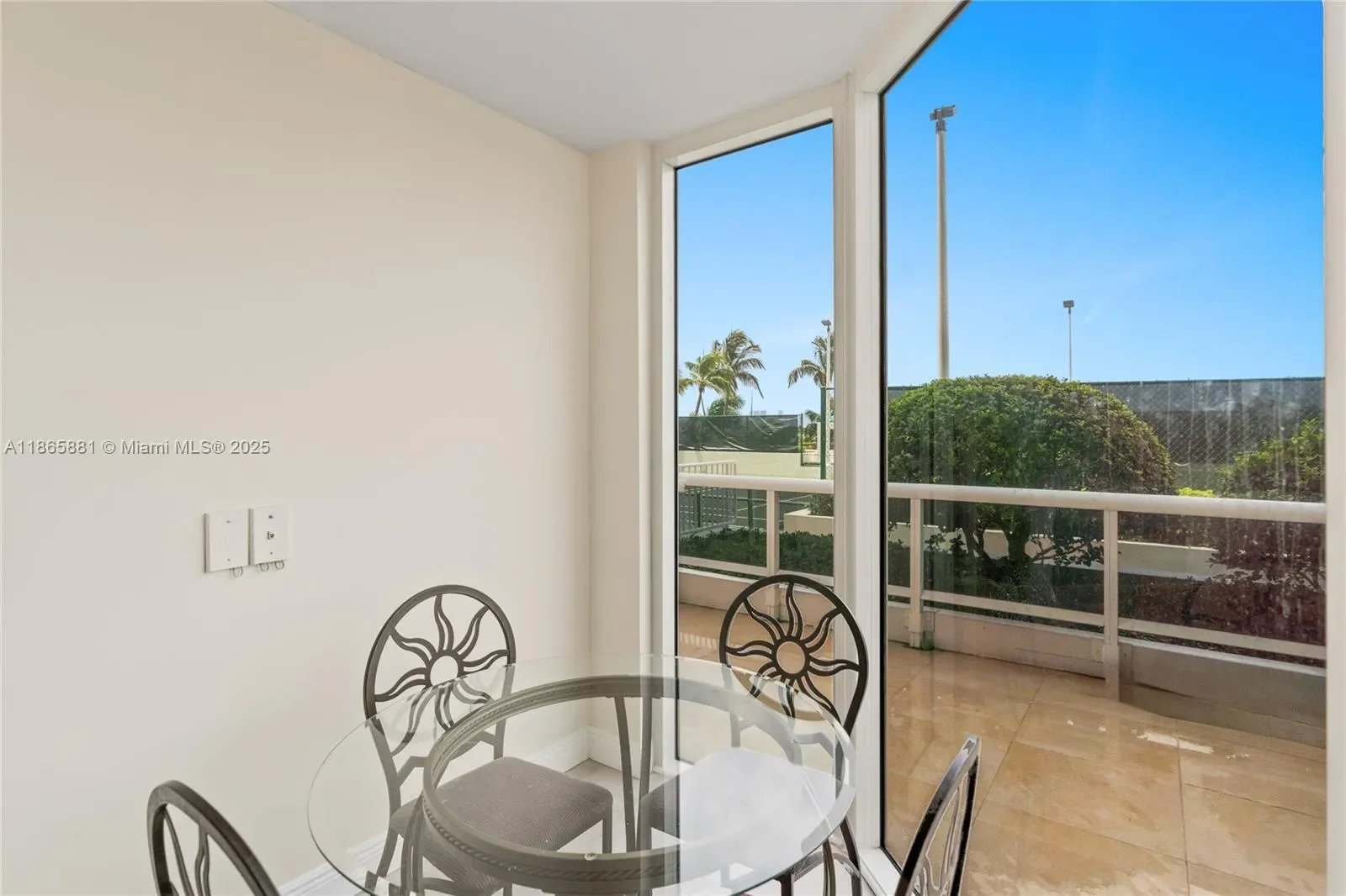 4775 Collins Ave 507, Miami Beach, Florida, United States. - Photo 11