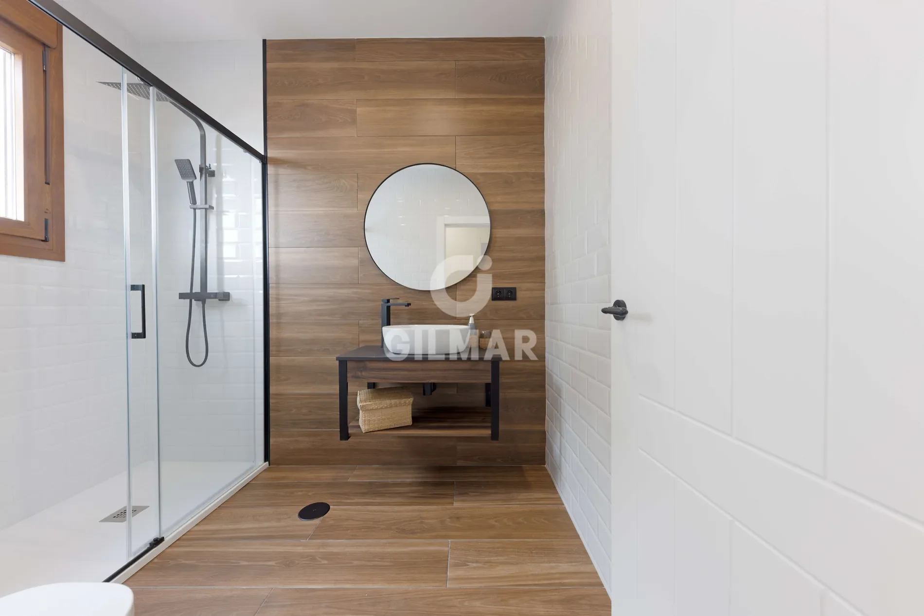 Gallery photo 1