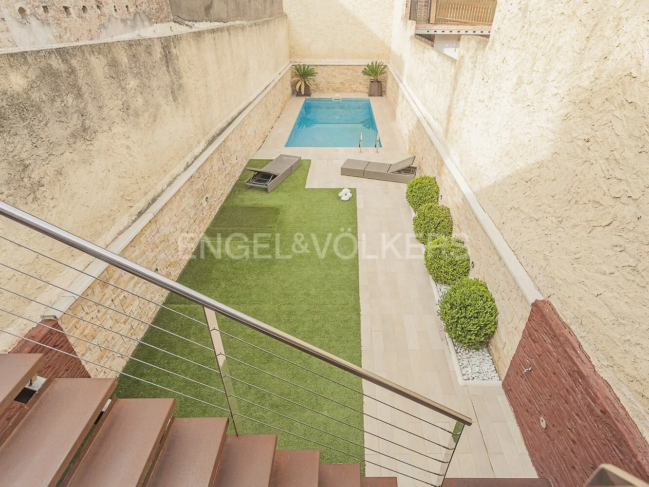 Gallery photo 10