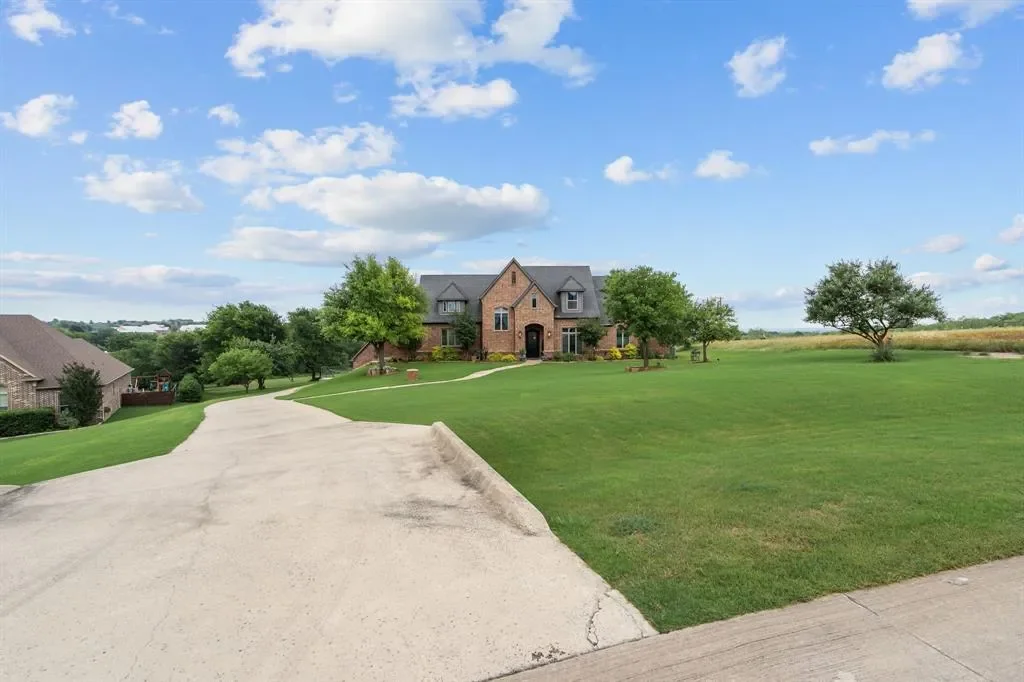 12717 Bella Sereno Court, Fort Worth, Texas, United States. - Photo 2