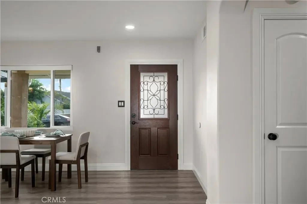 638 N Buttonwood, Orange, California, United States. - Photo 5