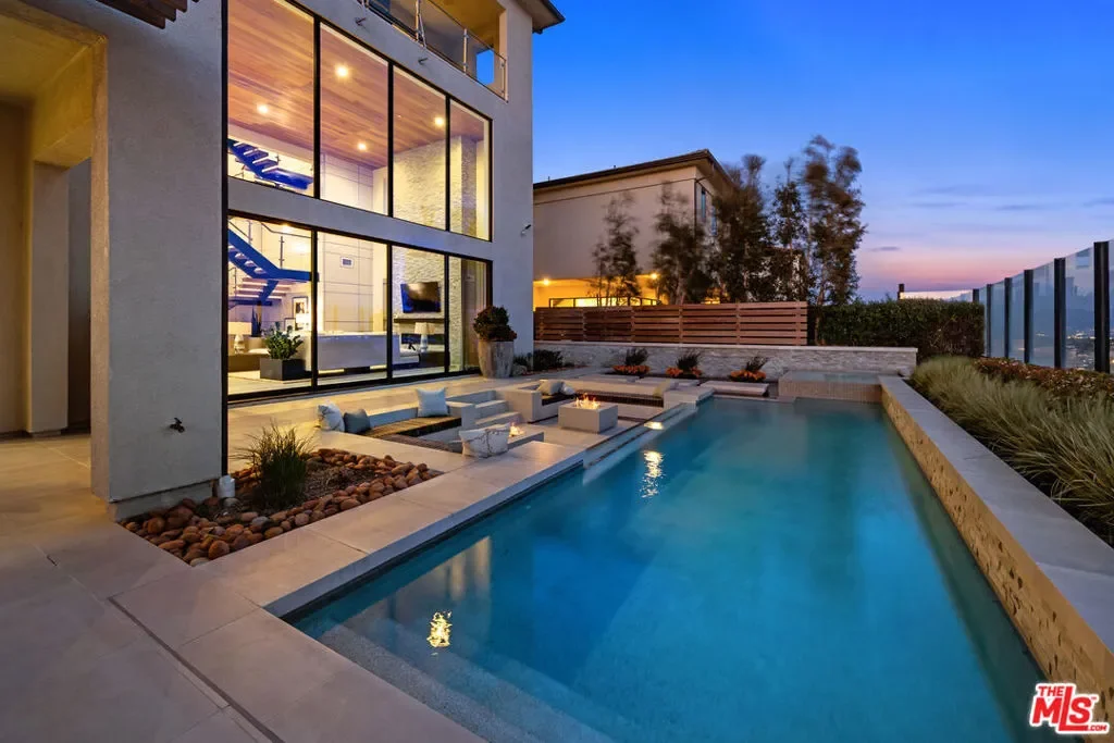 20378 W Marlow Lane, Los Angeles, California, United States. - Photo 35
