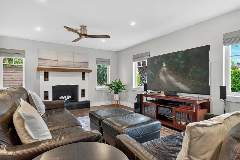 354 Marlborough Place, West Palm Beach, Florida, United States. - Photo 8