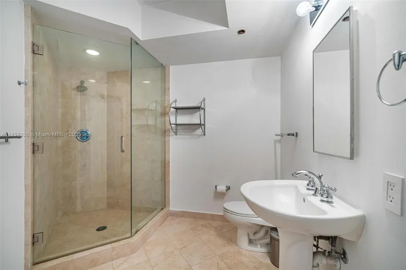 6365 Collins Ave, Miami Beach, FL 33141, Miami Beach, Florida, United States. - Photo 26