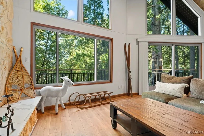 260 El Dorado Drive, Lake Arrowhead, CA 92352, Lake Arrowhead, California, United States. - Photo 18