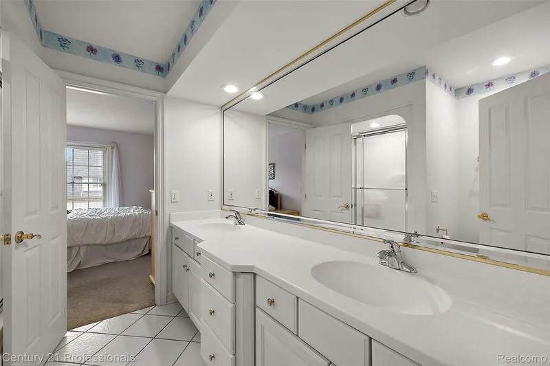 9310 Fairway Trail, GrandBlanc, MI 48439, Grand Blanc Township, Michigan, United States. - Photo 7