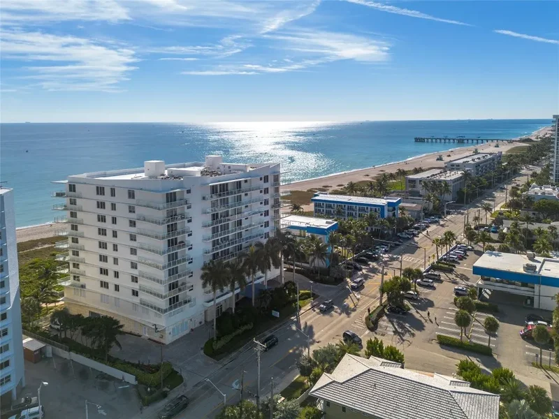 704 N Ocean Boulevard 404, Hillsboro Beach, Florida, United States. - Photo 54