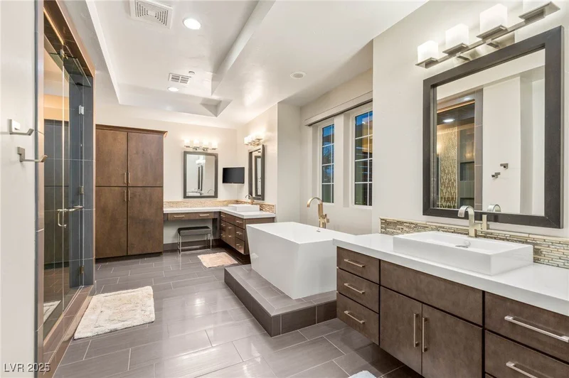 6294 Magnifico Circle, Las Vegas, Nevada, United States. - Photo 29