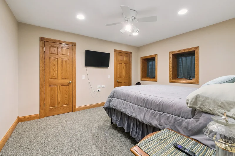 12444 Lake View Drive, Orland Park, IL 60467, Orland Park, Illinois, United States. - Photo 38