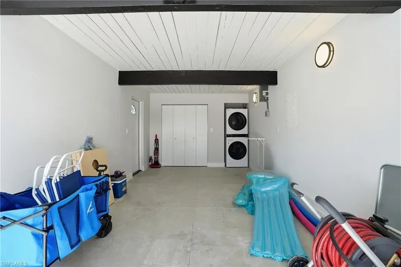 239 Curlew ST, Fort Myers Beach, Florida, United States. - Photo 5