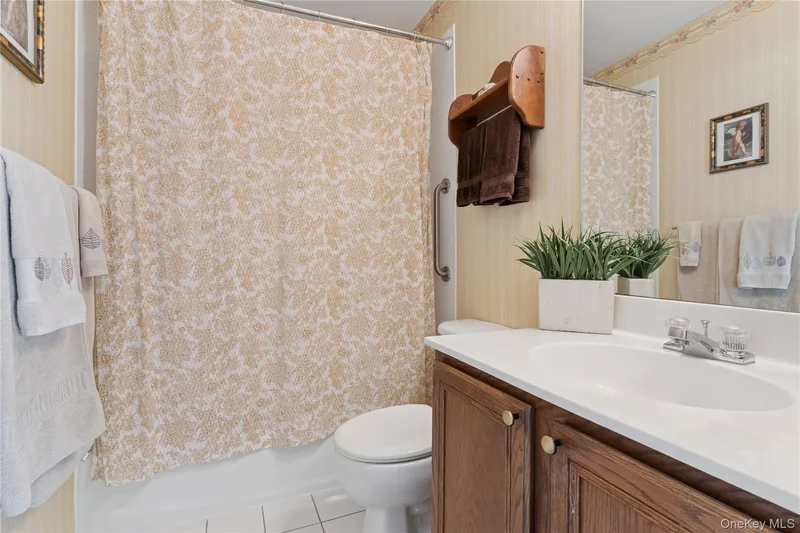 53 Goose Neck Lane, Jamesport, New York, United States. - Photo 11