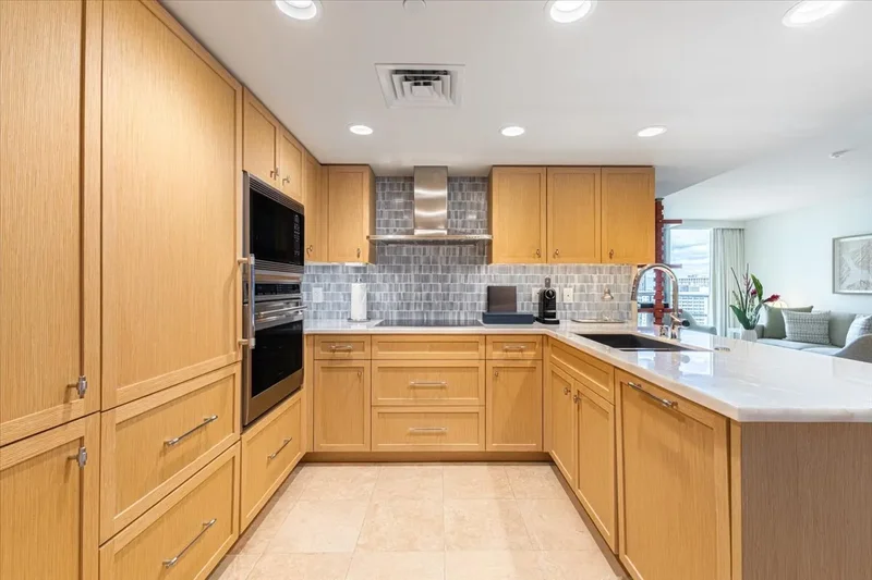 223 Saratoga Rd., Honolulu, Hawaii, United States. - Photo 23