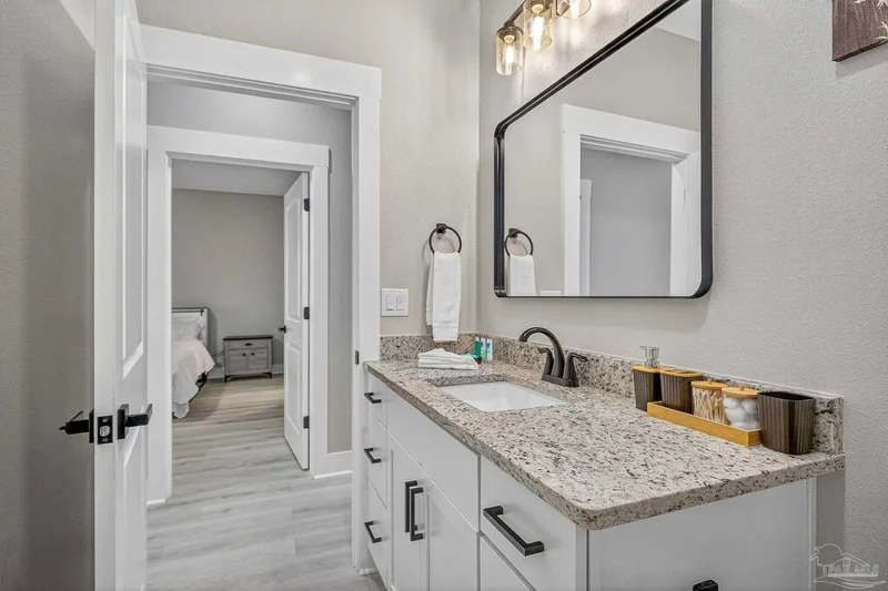 8355 Dudley Ave, Pensacola, FL 32504, Pensacola, Florida, United States. - Photo 22