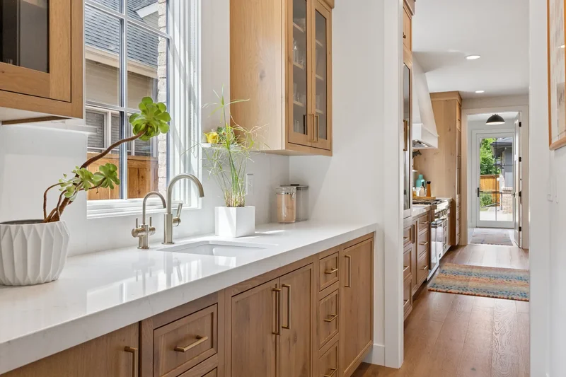 2419 S Clayton Street , Denver, CO 80210, Denver, Colorado, United States. - Photo 2