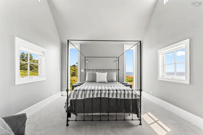 604 Middle Road, Lunenburg, Nova Scotia, Canada. - Photo 28