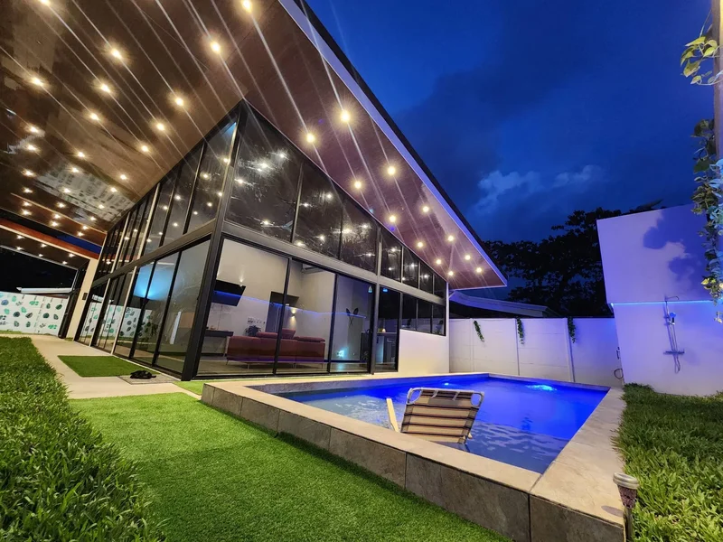 A Modern Retreat Just Steps from Playa Samara