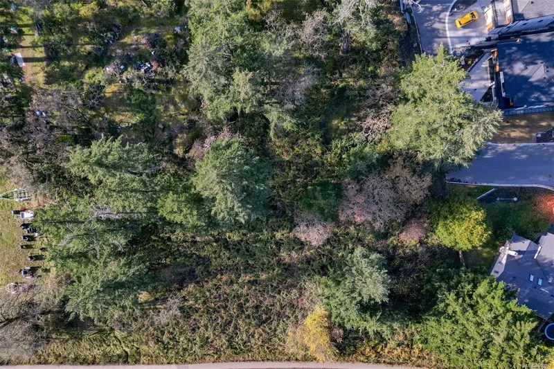 0 Helmcken Rd, Saanich, British Columbia, Canada. - Photo 15