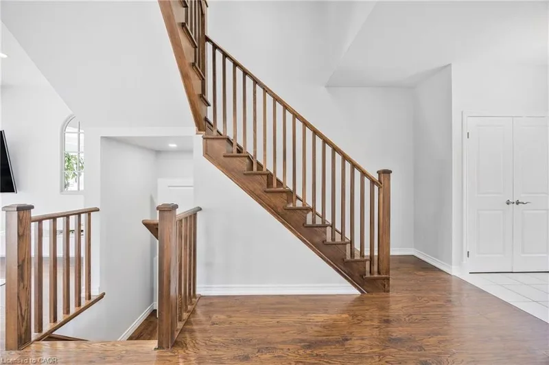 209 Echovalley Drive, Stoney Creek, ON L8J 0H1, Hamilton, Ontario, Canada. - Photo 18