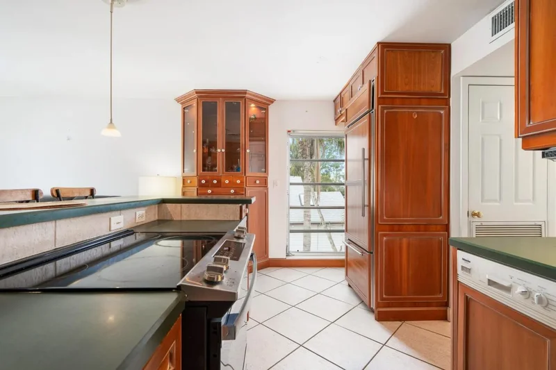 108 14TH AVENUE #3, St. Pete Beach, Florida, United States. - Photo 15