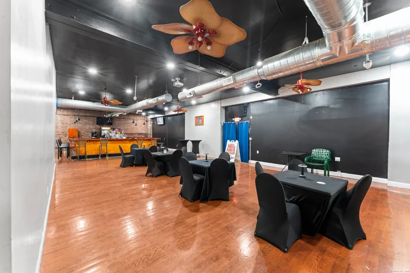 811 Dixwell Avenue, Hamden, CT 06511, New Haven, Connecticut, United States. - Photo 16