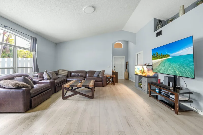 801 NW 130th Ave, Pembroke Pines, Florida, United States. - Photo 6