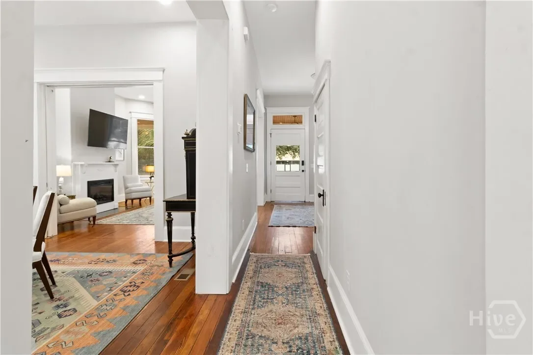 706 E Henry Street, Savannah, Georgia, United States. - Photo 36