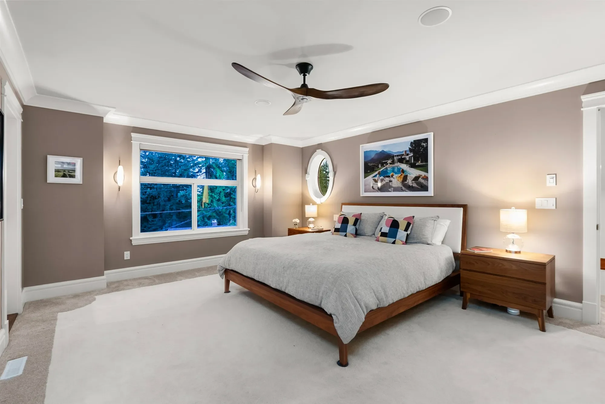 Gallery photo 4