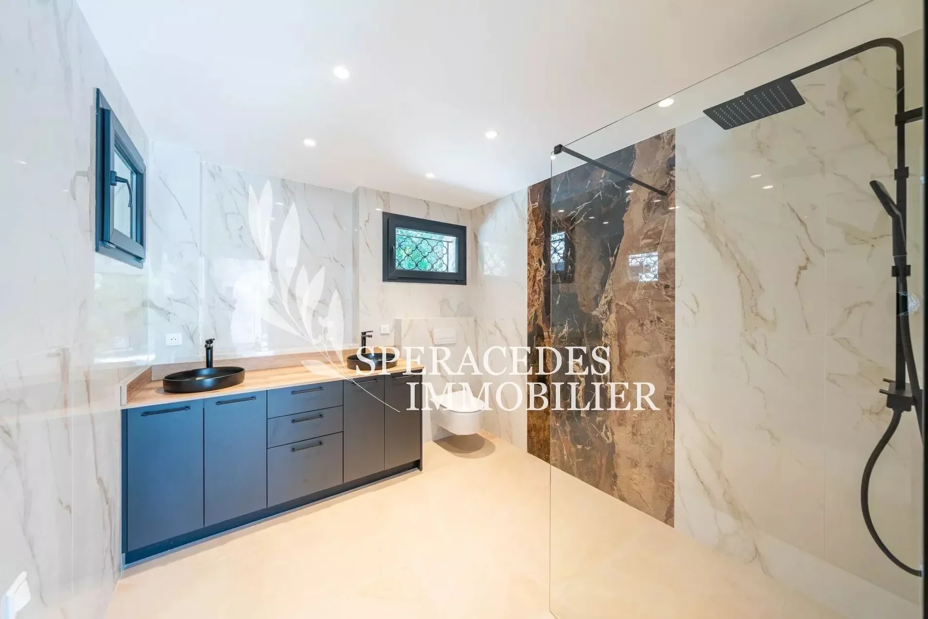 Gallery photo 2
