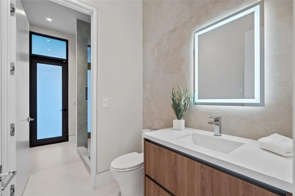 2405 Castilla Isle, Fort Lauderdale, FL, 33301, USA, Fort Lauderdale, Florida, United States. - Photo 4