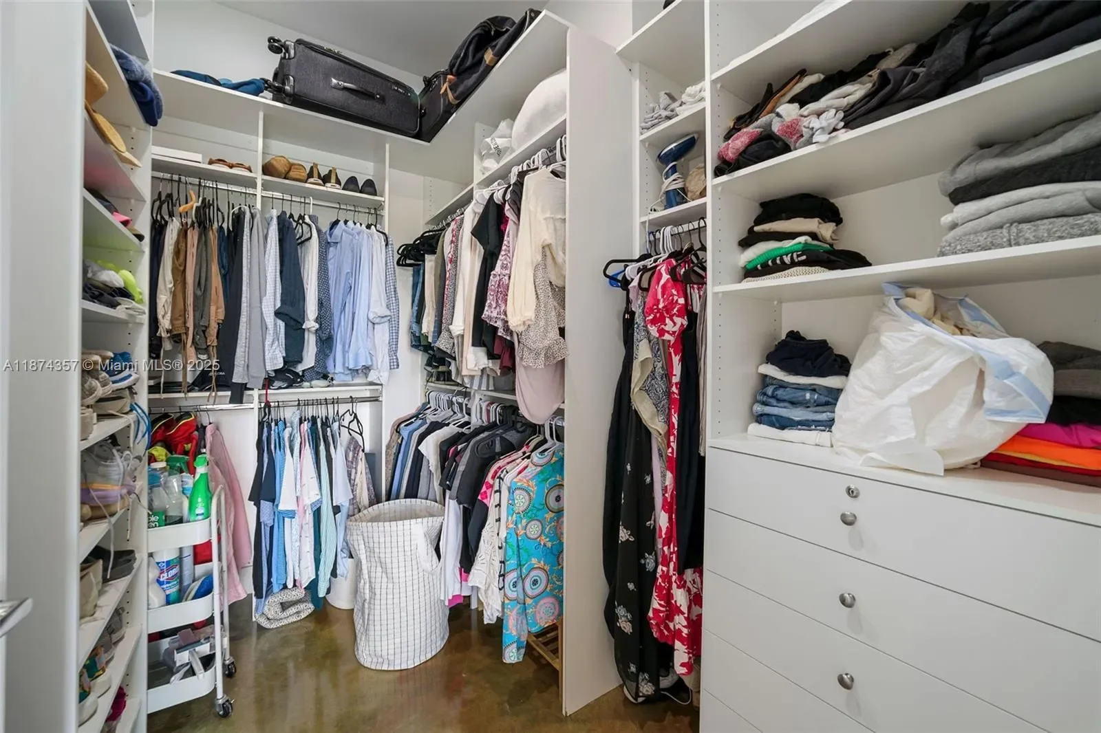 2001 Meridian Av 509, Miami Beach, Florida, United States. - Photo 17