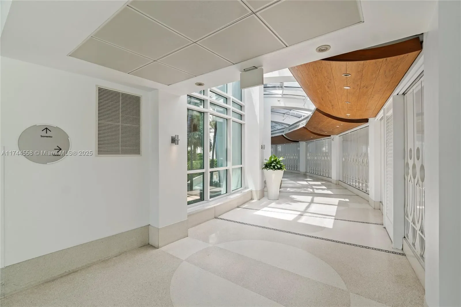 4401 Collins Ave 2114/2116, Miami Beach, Florida, United States. - Photo 51