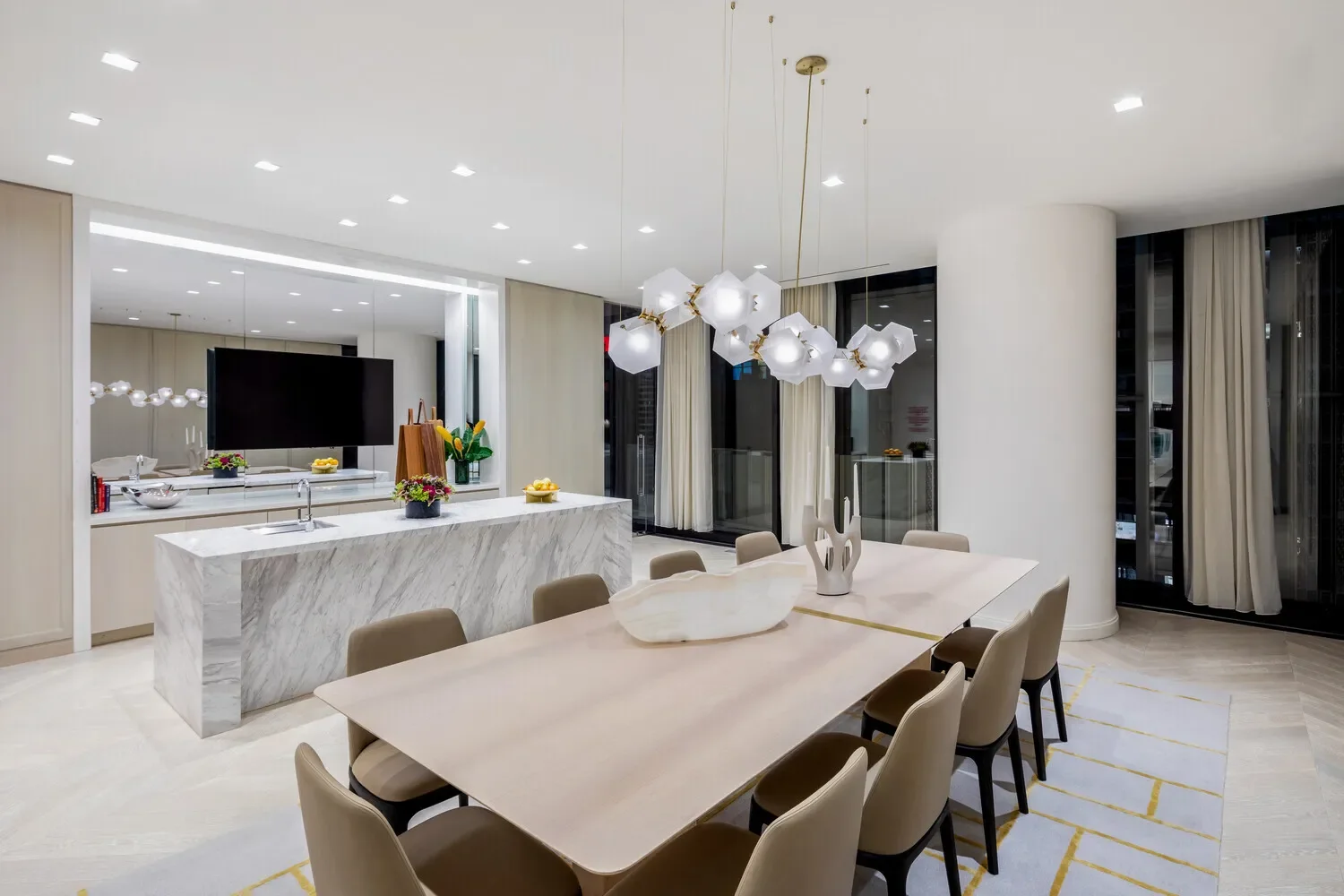 THE CENTRALE, 138 E 50TH ST, New York, New York, United States. - Photo 2