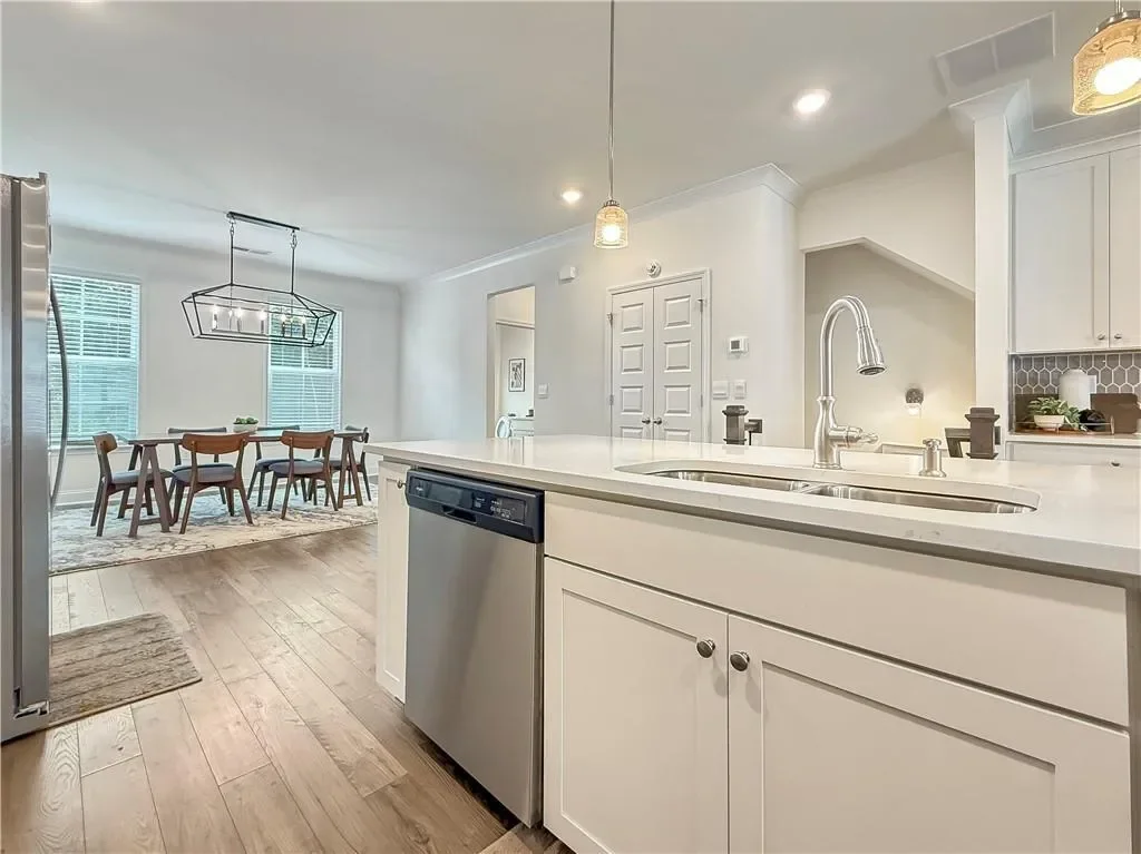 1160 Kendron Lane 16, Atlanta, Georgia, United States. - Photo 11