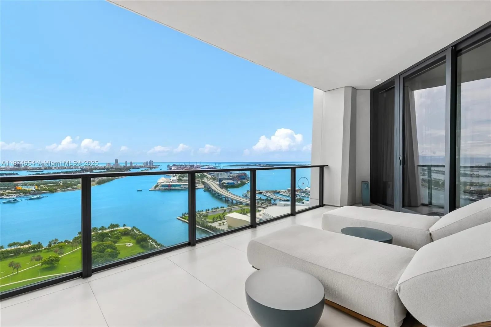 1000 Biscayne Blvd 3801, Miami, Florida, United States. - Photo 24