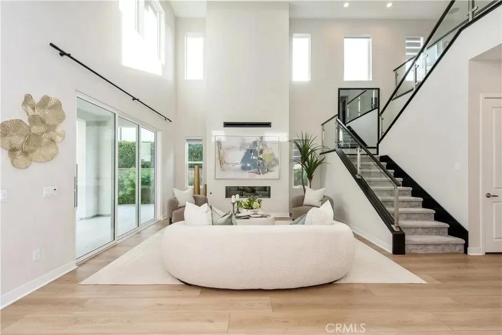 220 Holliston, Lake Forest, California, United States. - Photo 16