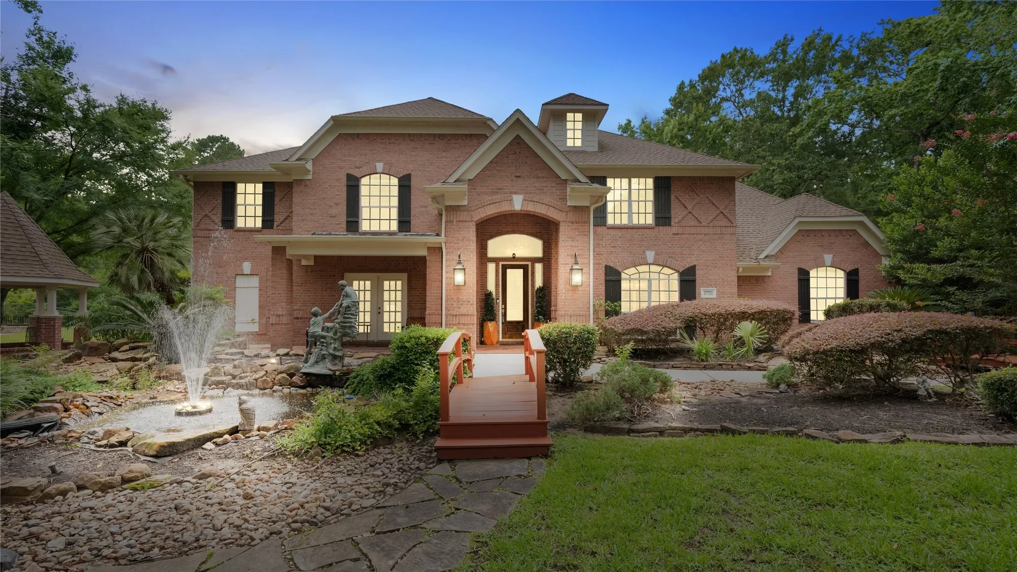 37703 Edgewater Drive, Pinehurst, TX 77362, Pinehurst, Texas, United States. - Photo 2