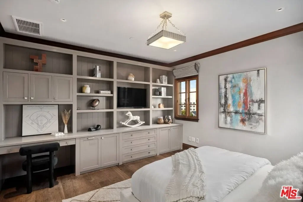 6882 Arizona Avenue, Los Angeles, California, United States. - Photo 41