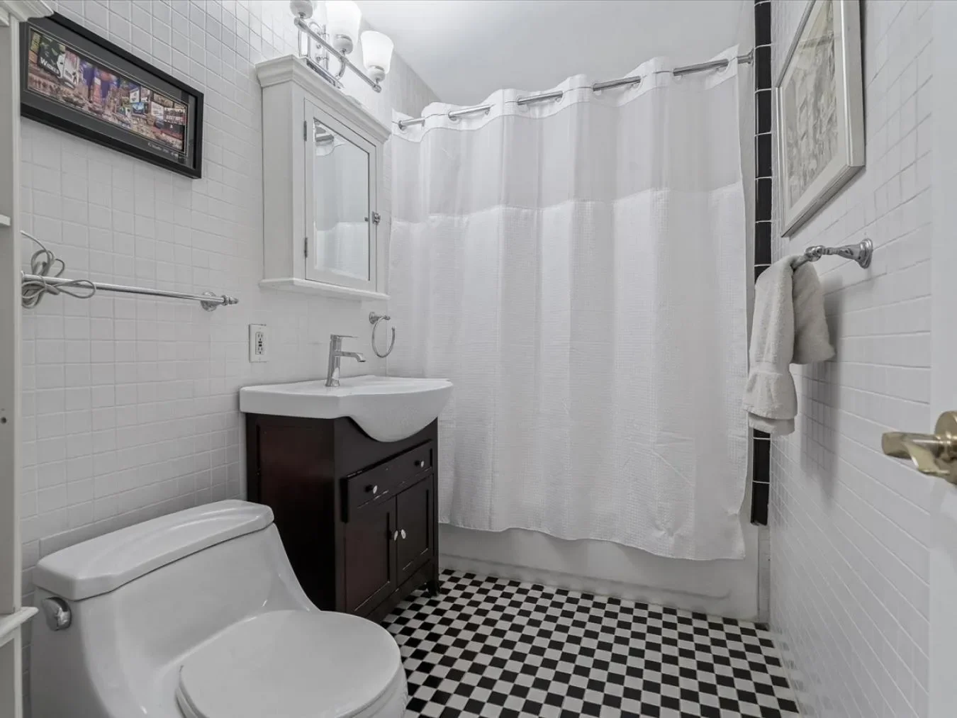 32 Forbes Boulevard, Eastchester, New York, United States. - Photo 15