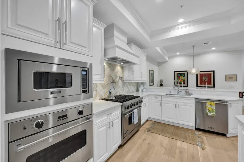 4819 W Boulevard CT, #103, Naples, FL, 34103, USA, Naples, Florida, United States. - Photo 4