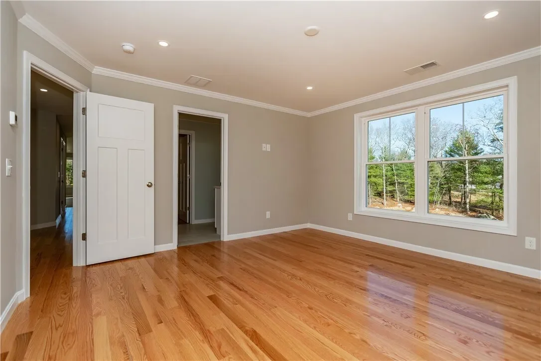 Gallery photo 6