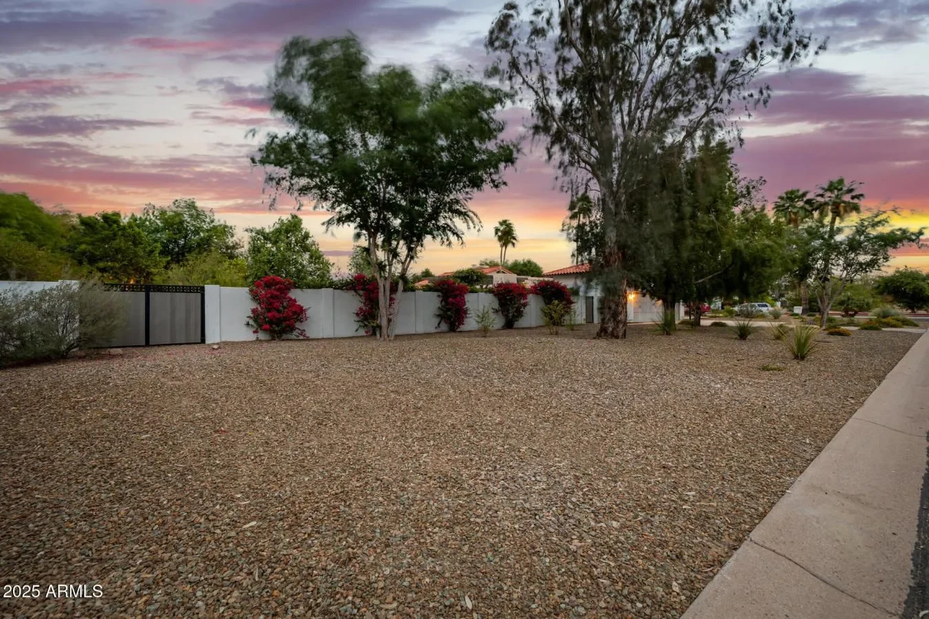 10380 E CHOLLA Street, Scottsdale, Arizona, United States. - Photo 11