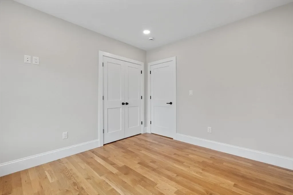 89 Wildwood St, Winchester, Massachusetts, United States. - Photo 16