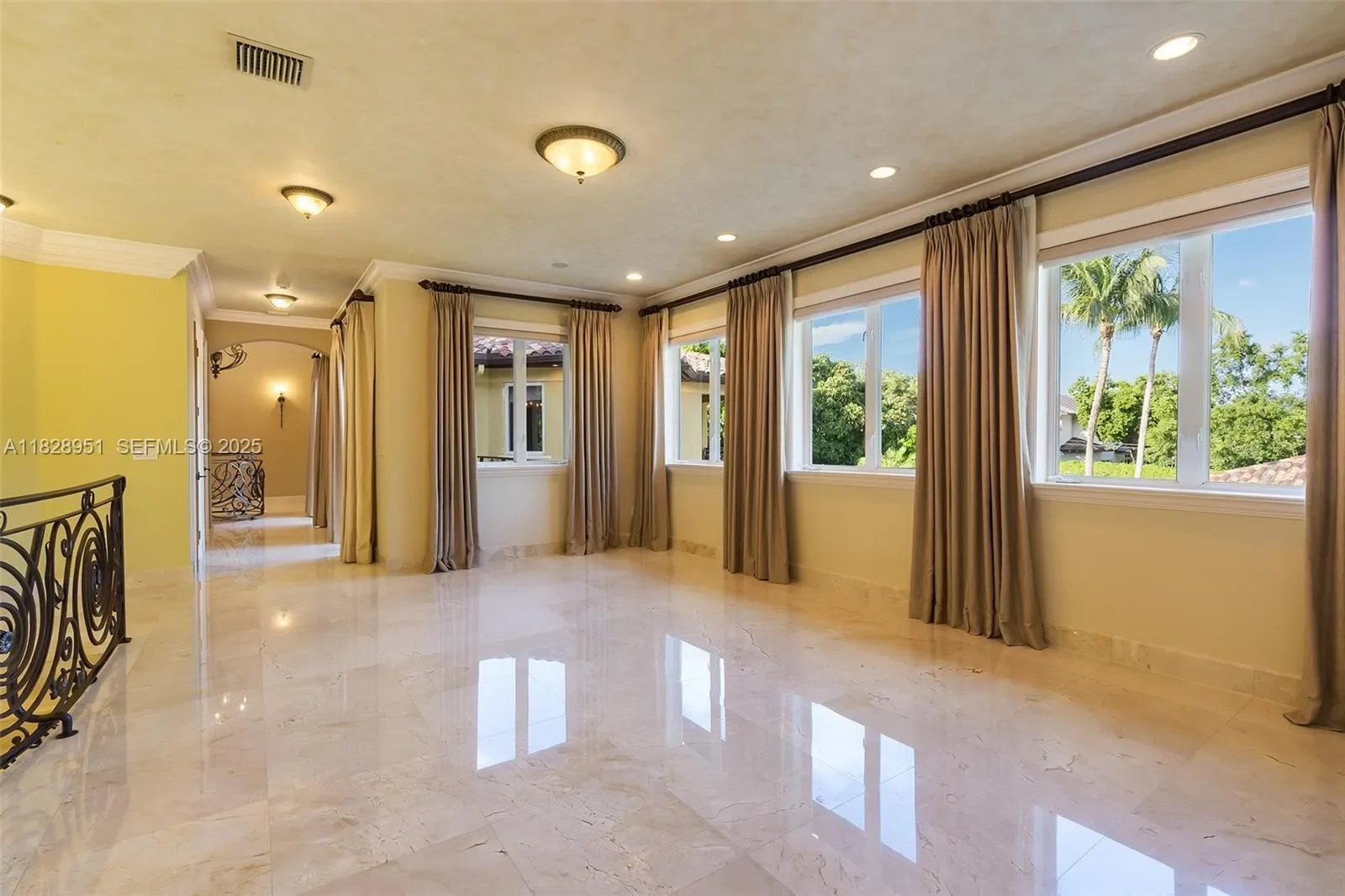 10851 SW 63rd Ave, Coral Gables, Florida, United States. - Photo 35
