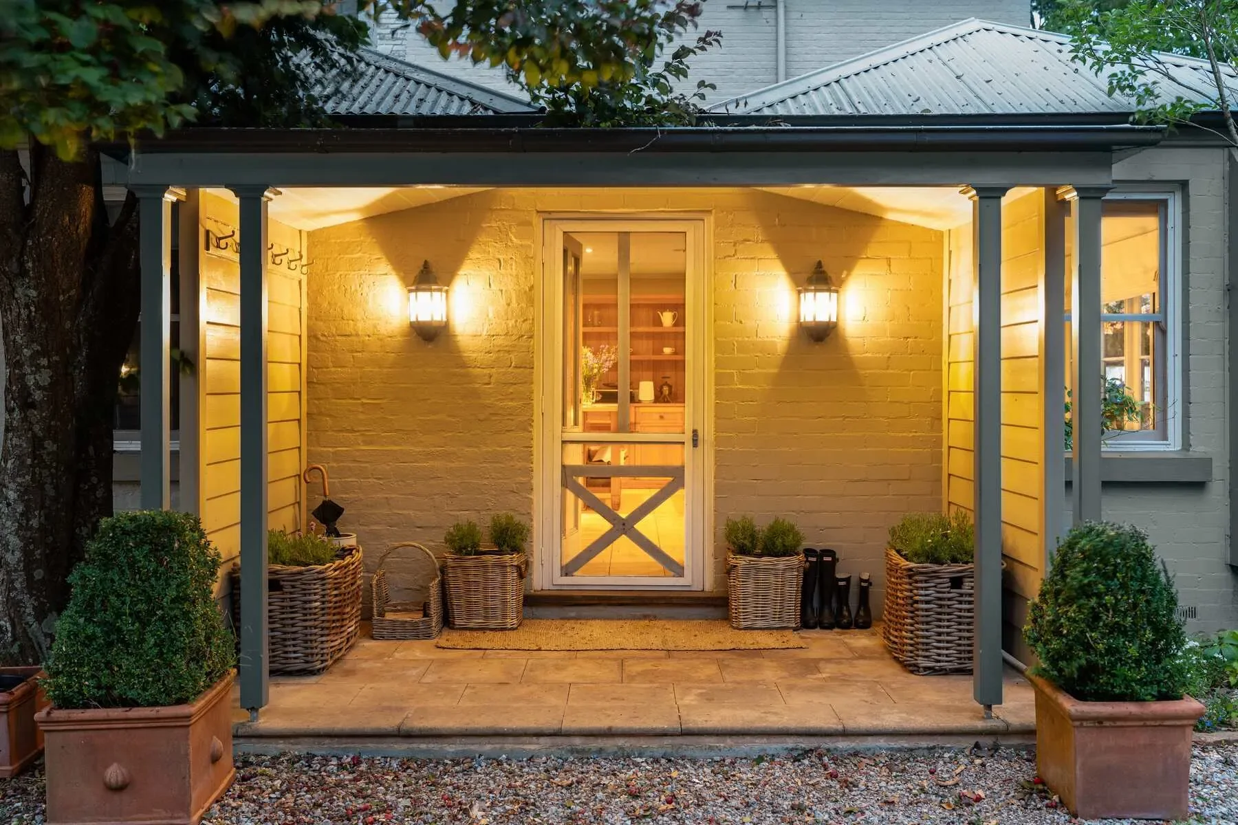 Exterior photo 11