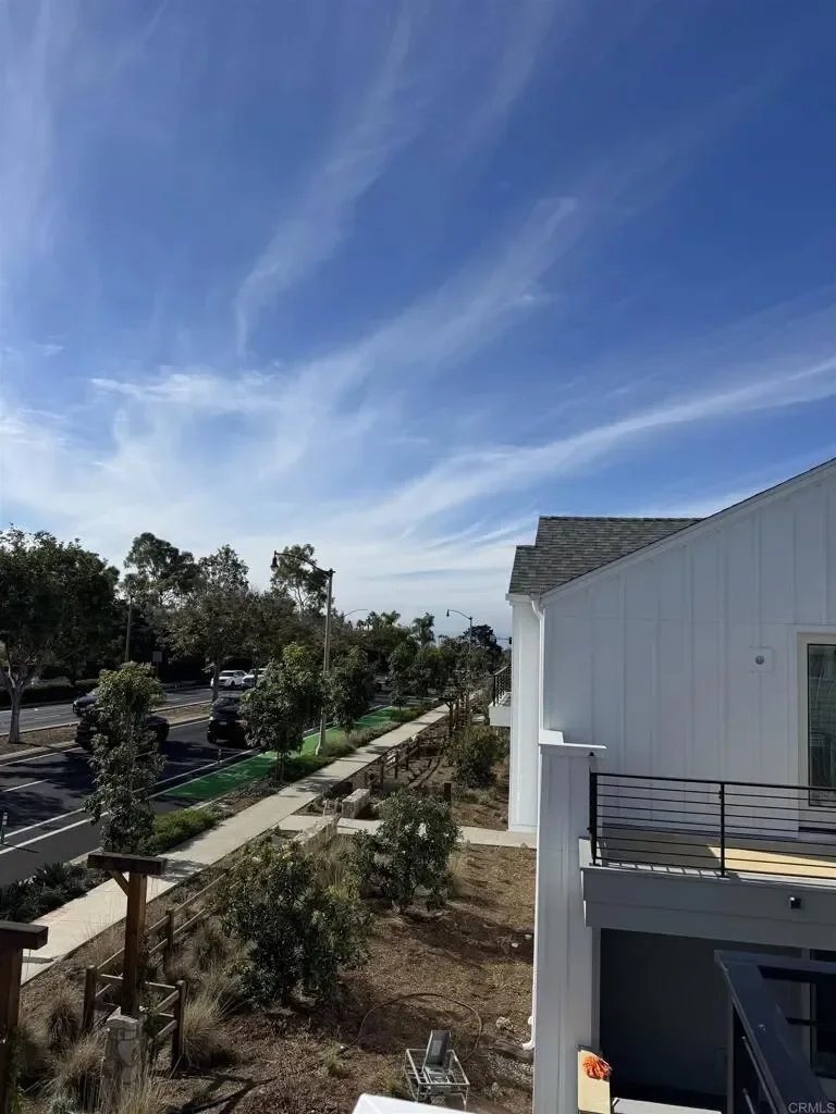 1105 Catania Court 201, Encinitas, California, United States. - Photo 17