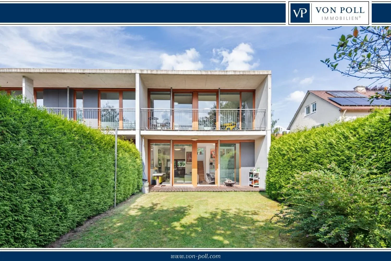 Exterior photo 1