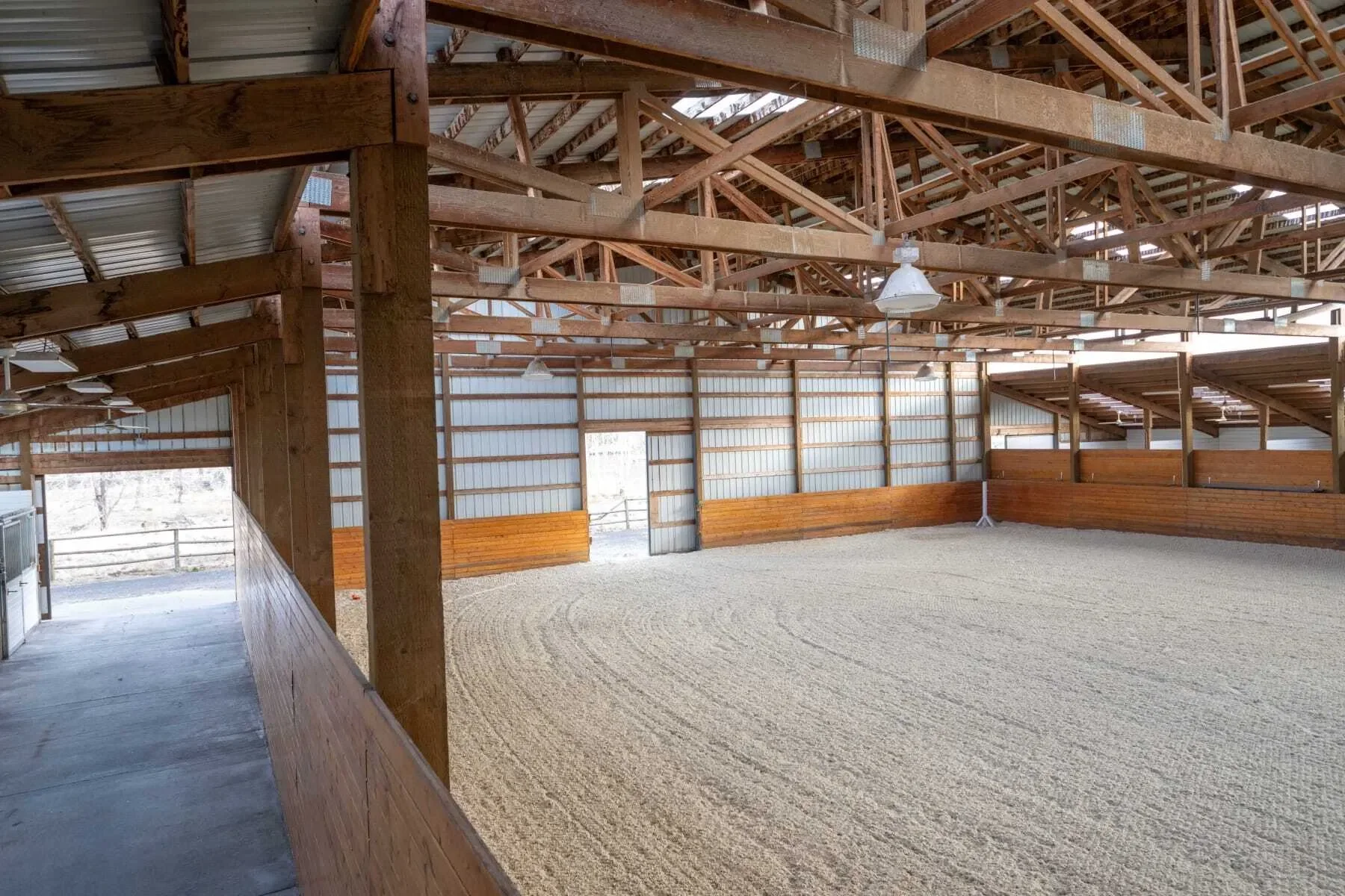 22333 Nelson Road , Bend, OR 97701, Bend, Oregon, United States. - Photo 13