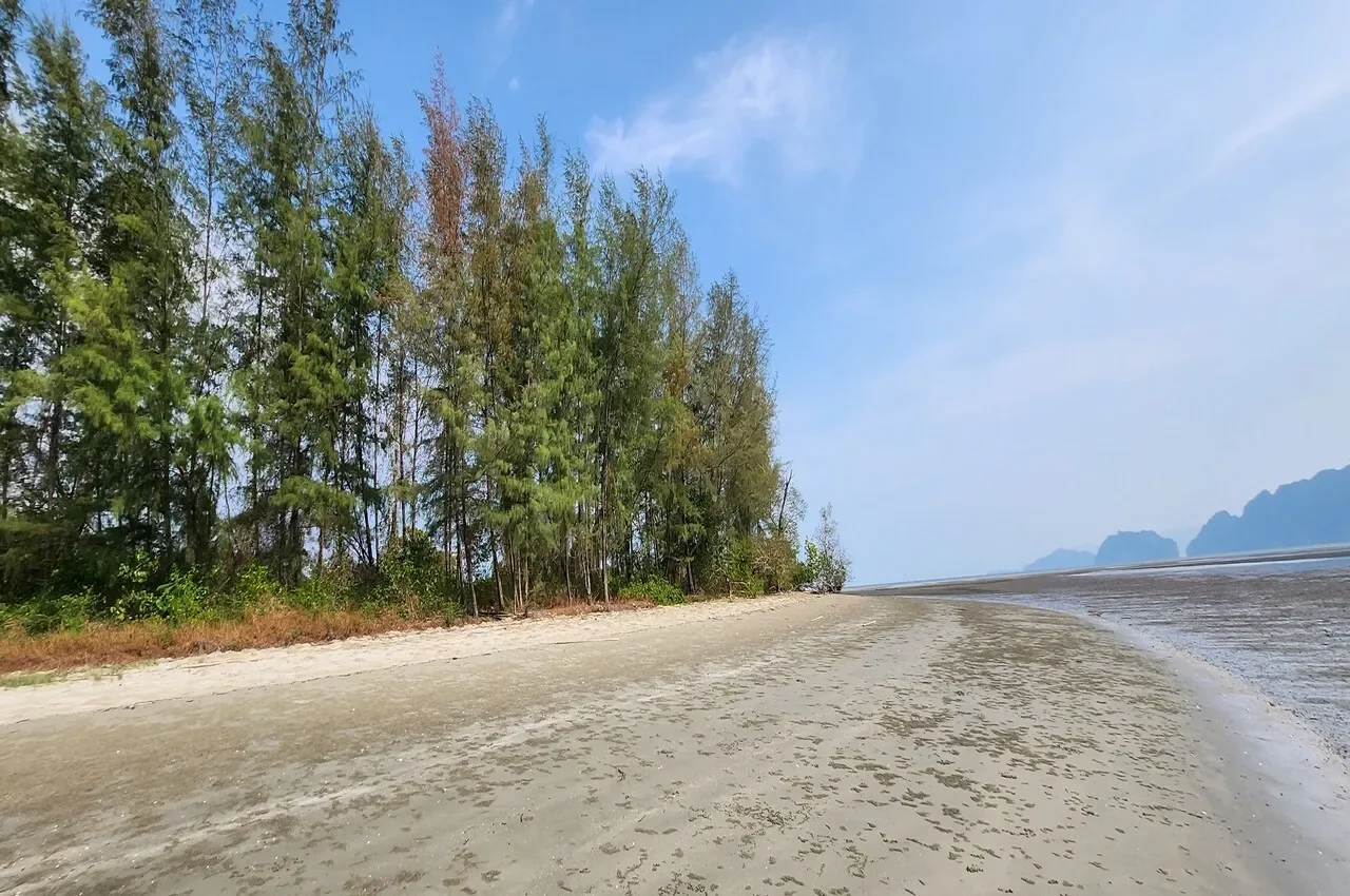 Krabi,, Sai Khao, Krabi, Thailand. - Photo 6