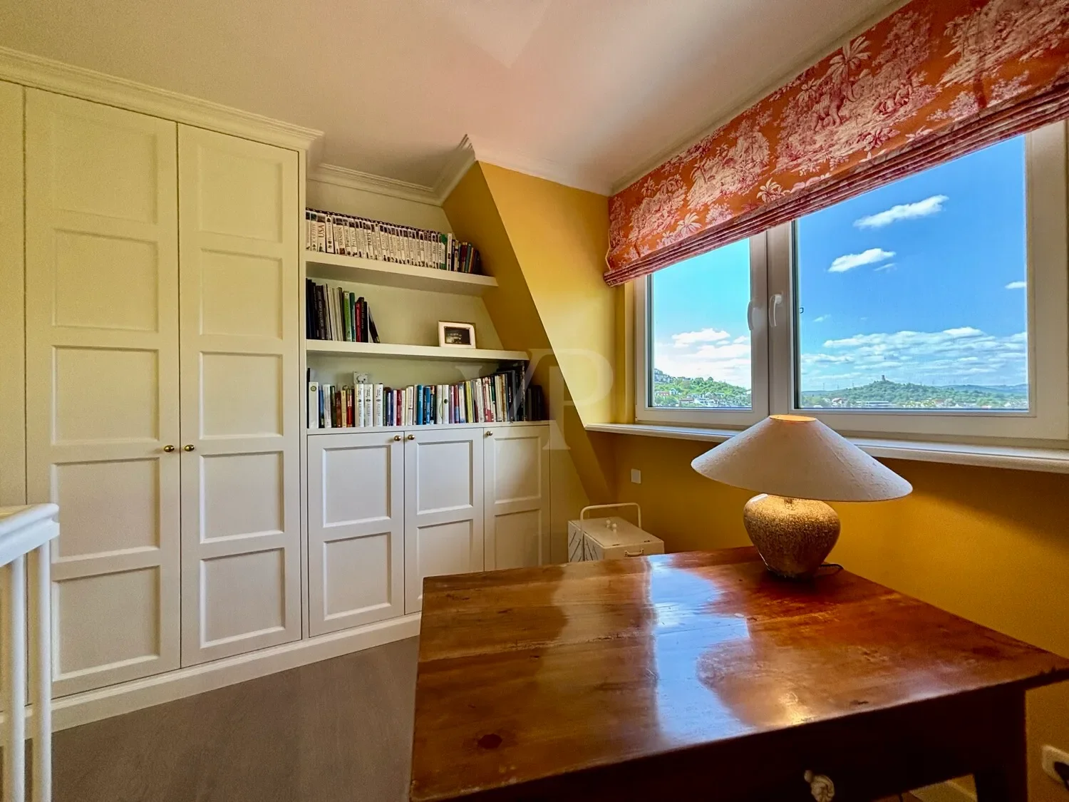 Gallery photo 10