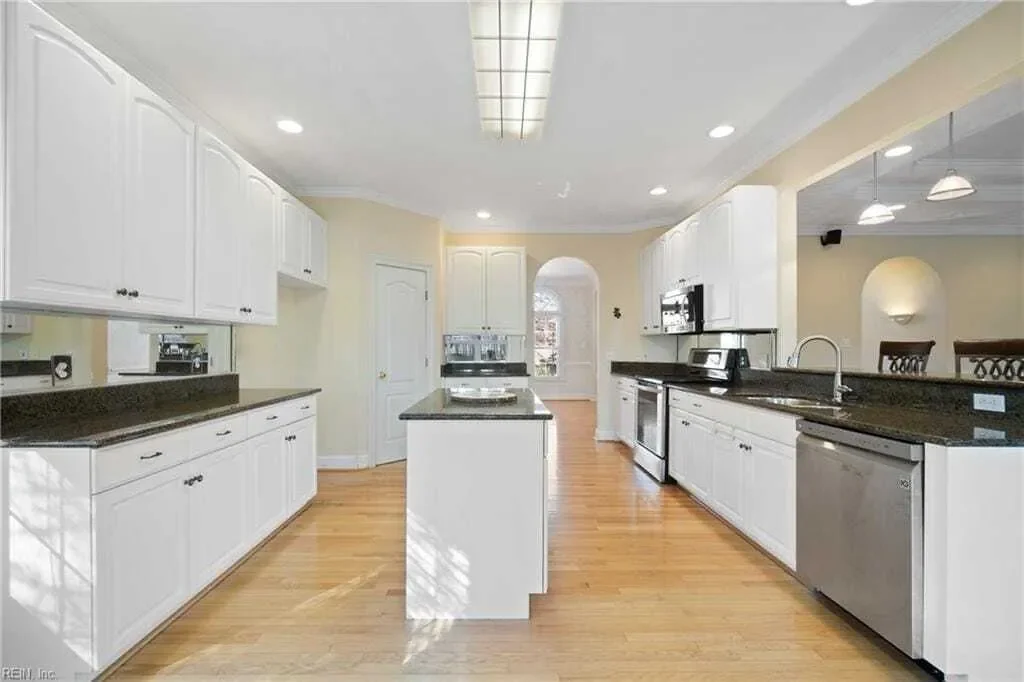 Gallery photo 11